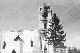 Stropkov - Kostol Najsvätejšieho Kristovho Tela a Krvi (fotografia z roku 1915 zachytávajúca vojnou zničený objekt, v popredí Božie muky so soškou Madony s dieťaťom)