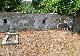 Jastrabá - hroby pri kostole a ohradný múr